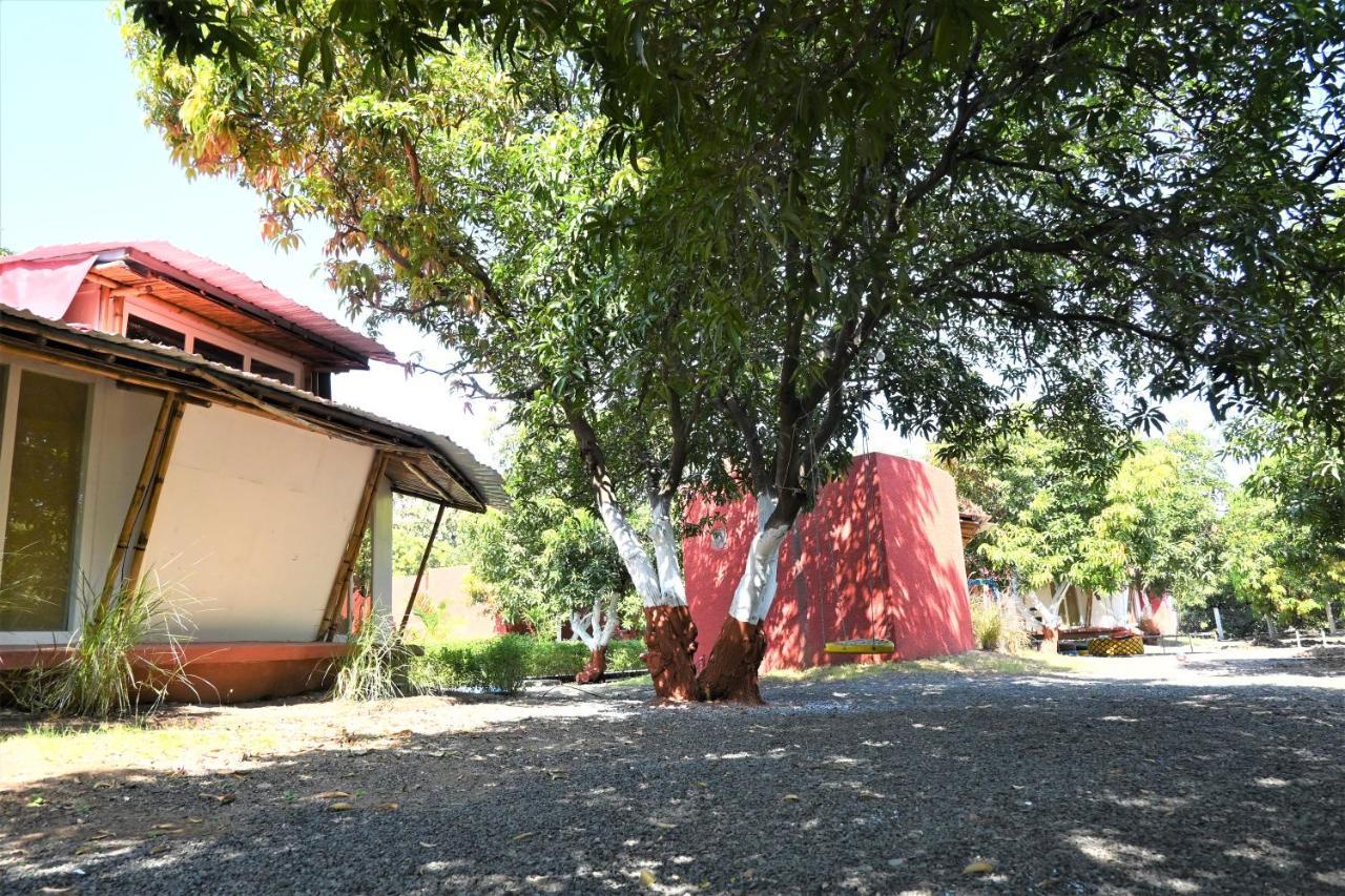 Amraness Luxury Resort Sasan Gir Exterior photo