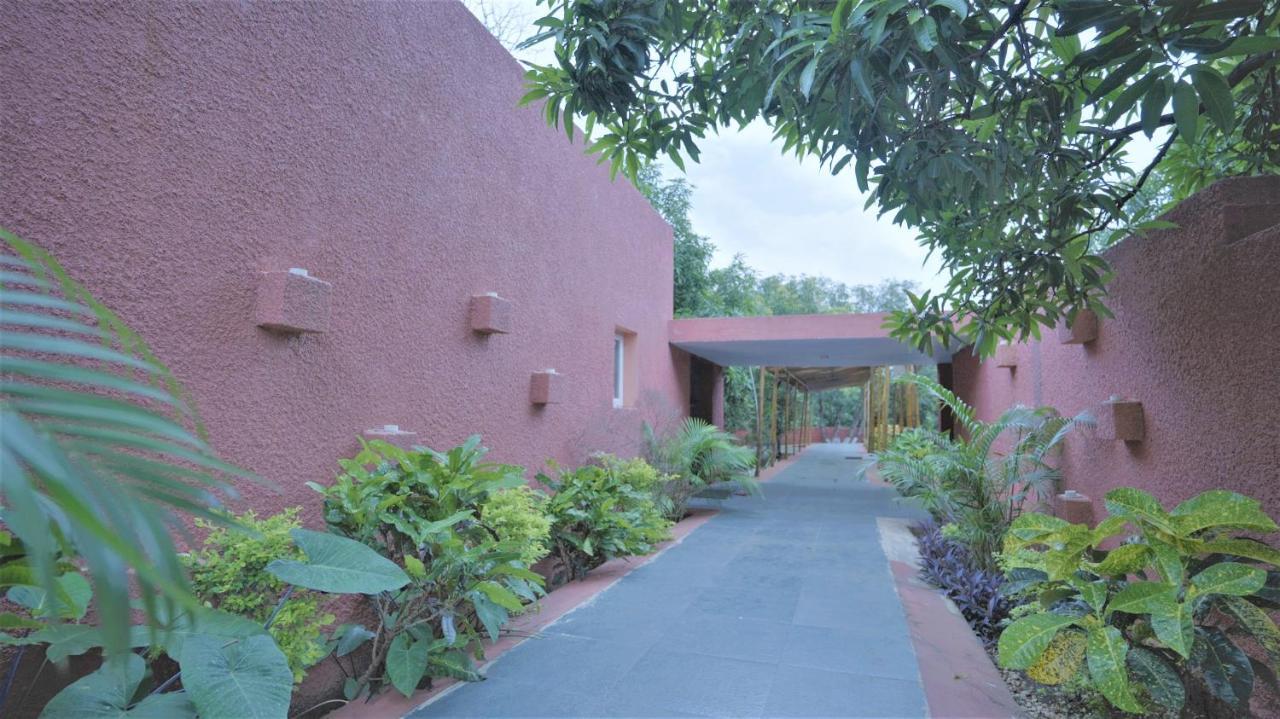 Amraness Luxury Resort Sasan Gir Exterior photo